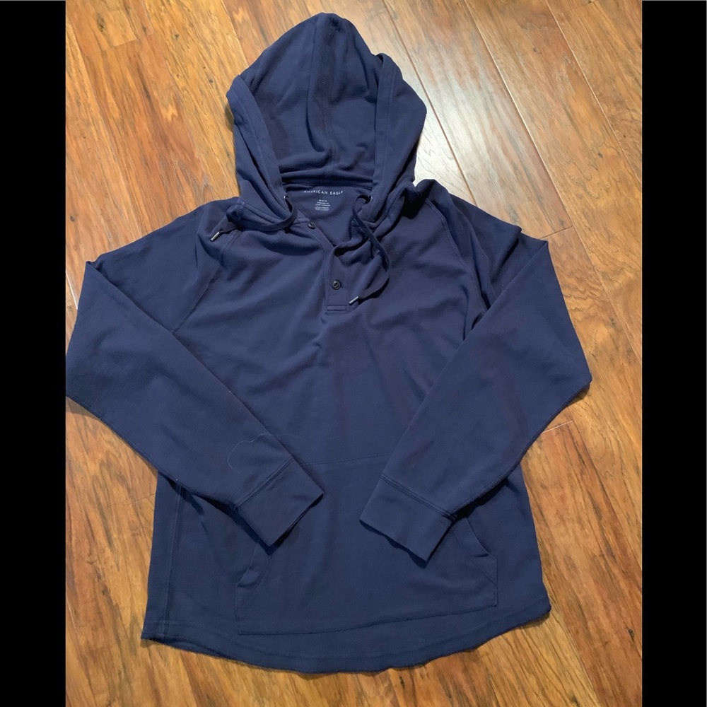 Men’s Blue American Eagle hooded shirt